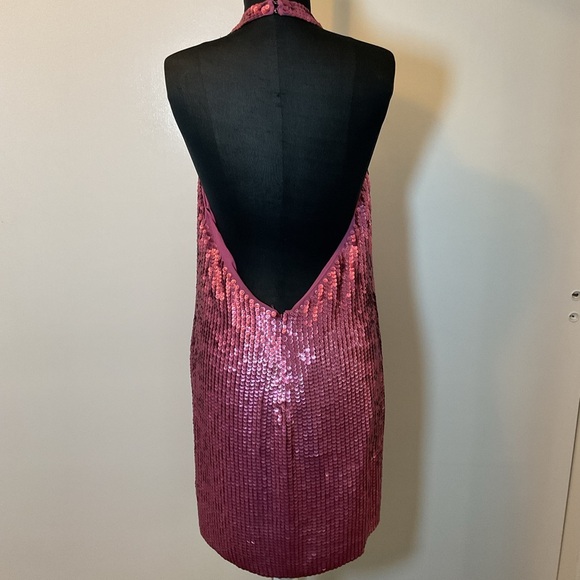 16. NWT Express Rose Pink Sequin Halter Neck Open Back Mini Dress Size L - Picture 6 of 8